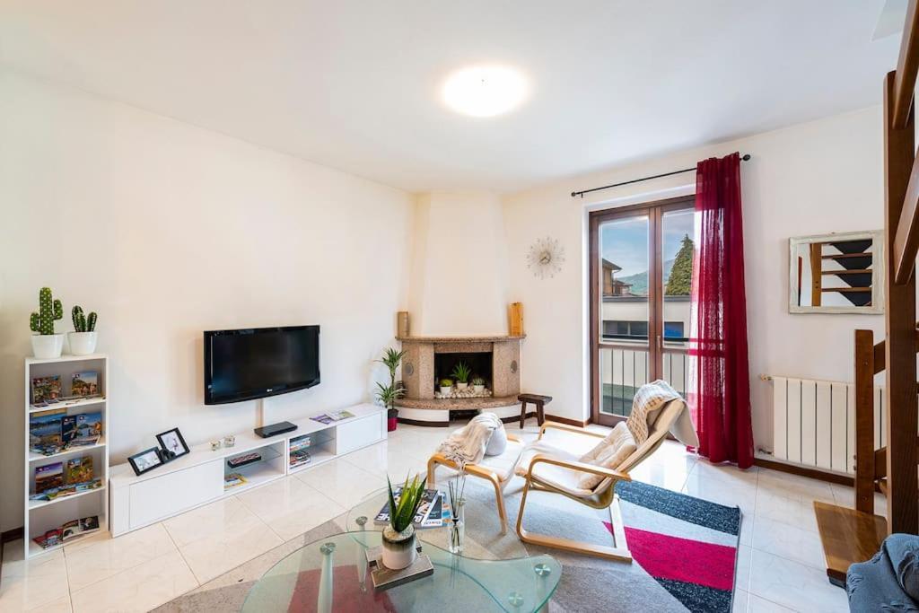 Tresa Bay House - Lugano Lake Лавена-Понте-Треза Экстерьер фото